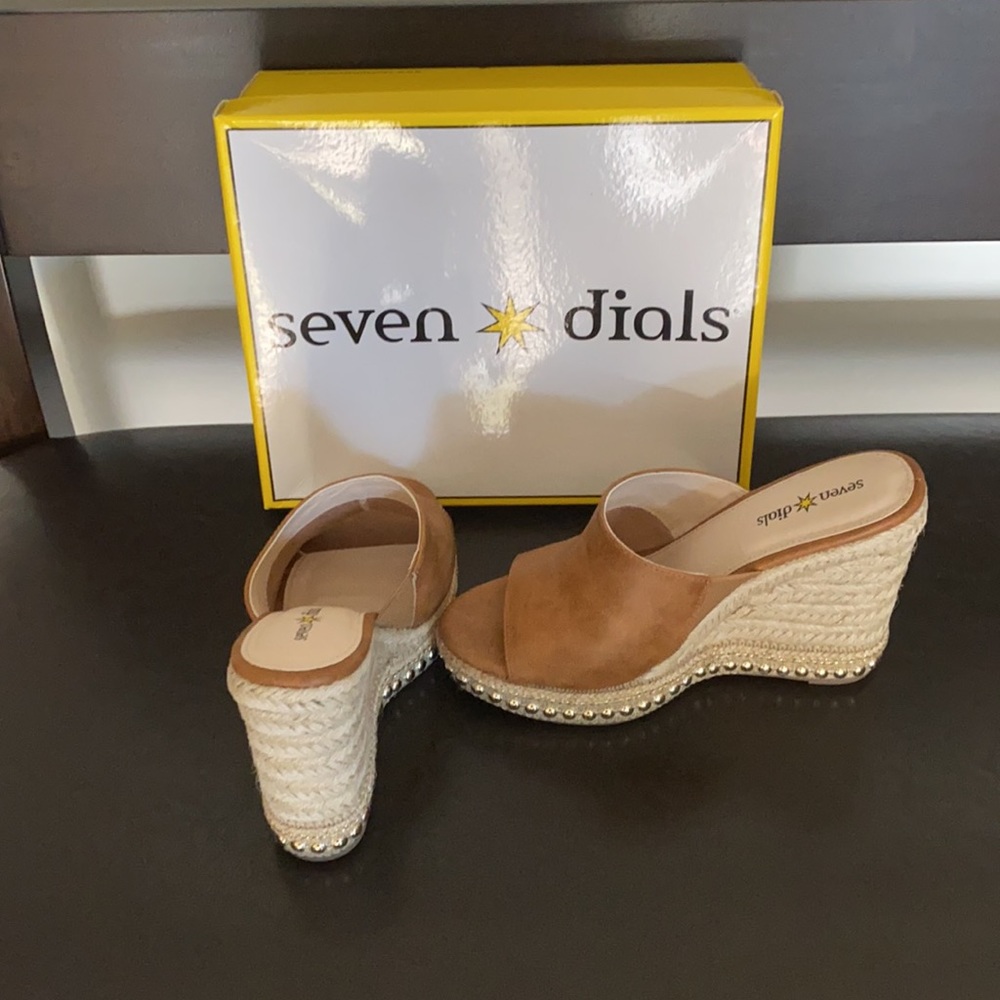 Shoes - Picture 3 of 3